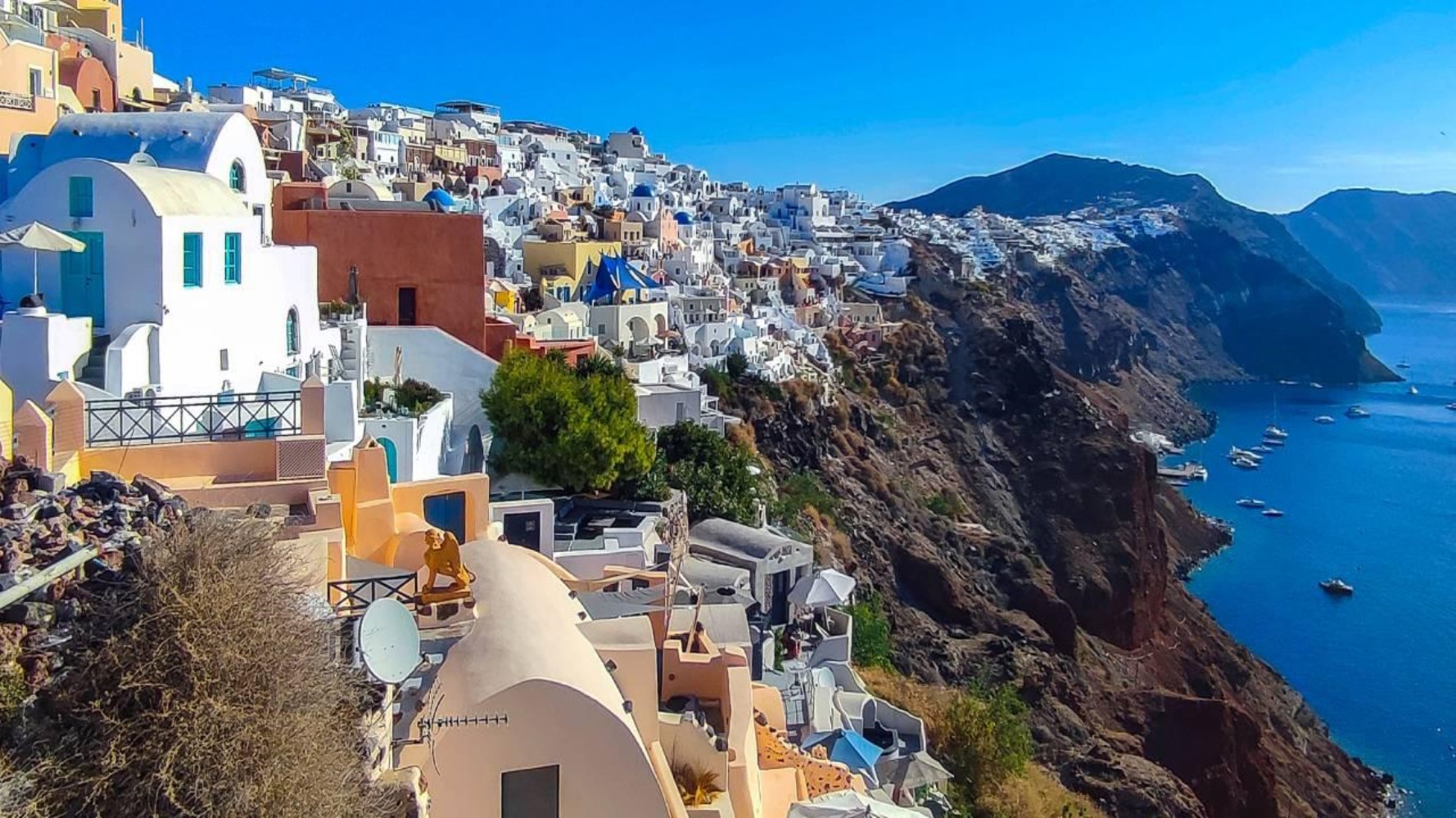 162440375-santorini-1.jpg
