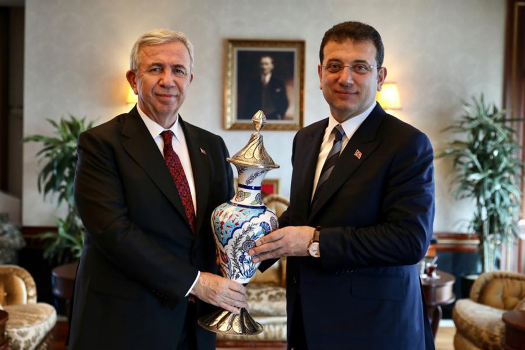 090704231-mansur-ekrem-4.jpg