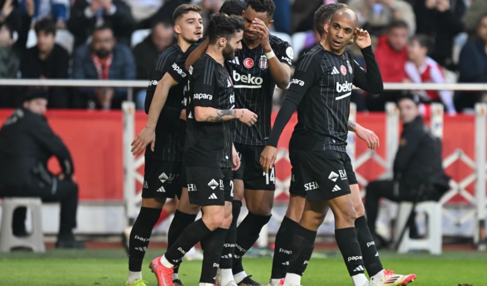 115332615-besiktas-2.jpg