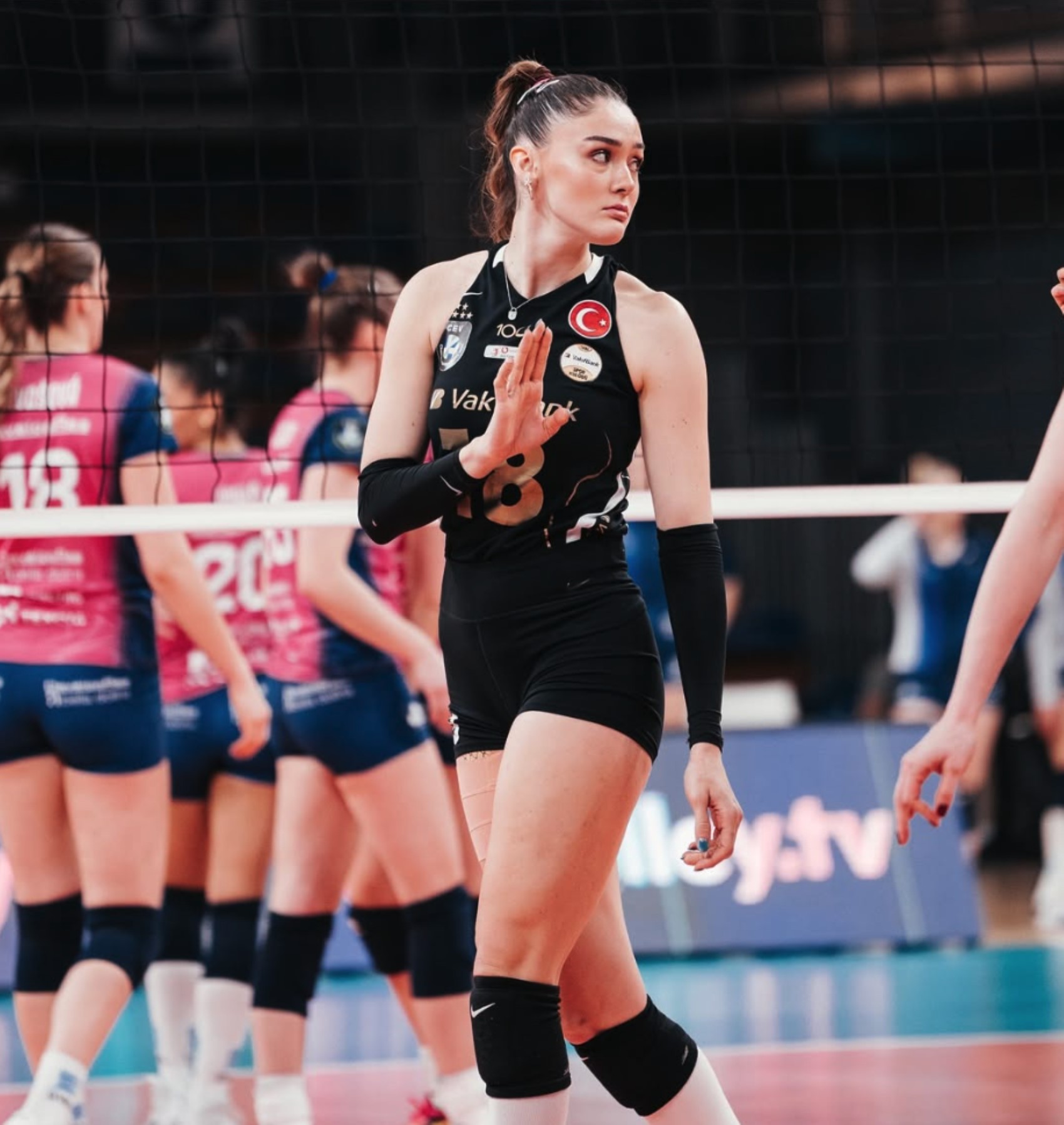 140014552-zehra-gunes6.jpg