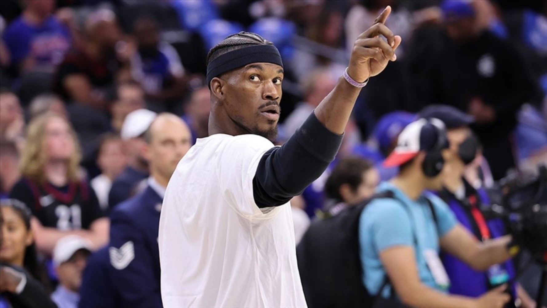 103613422-jimmy-butler.jpg